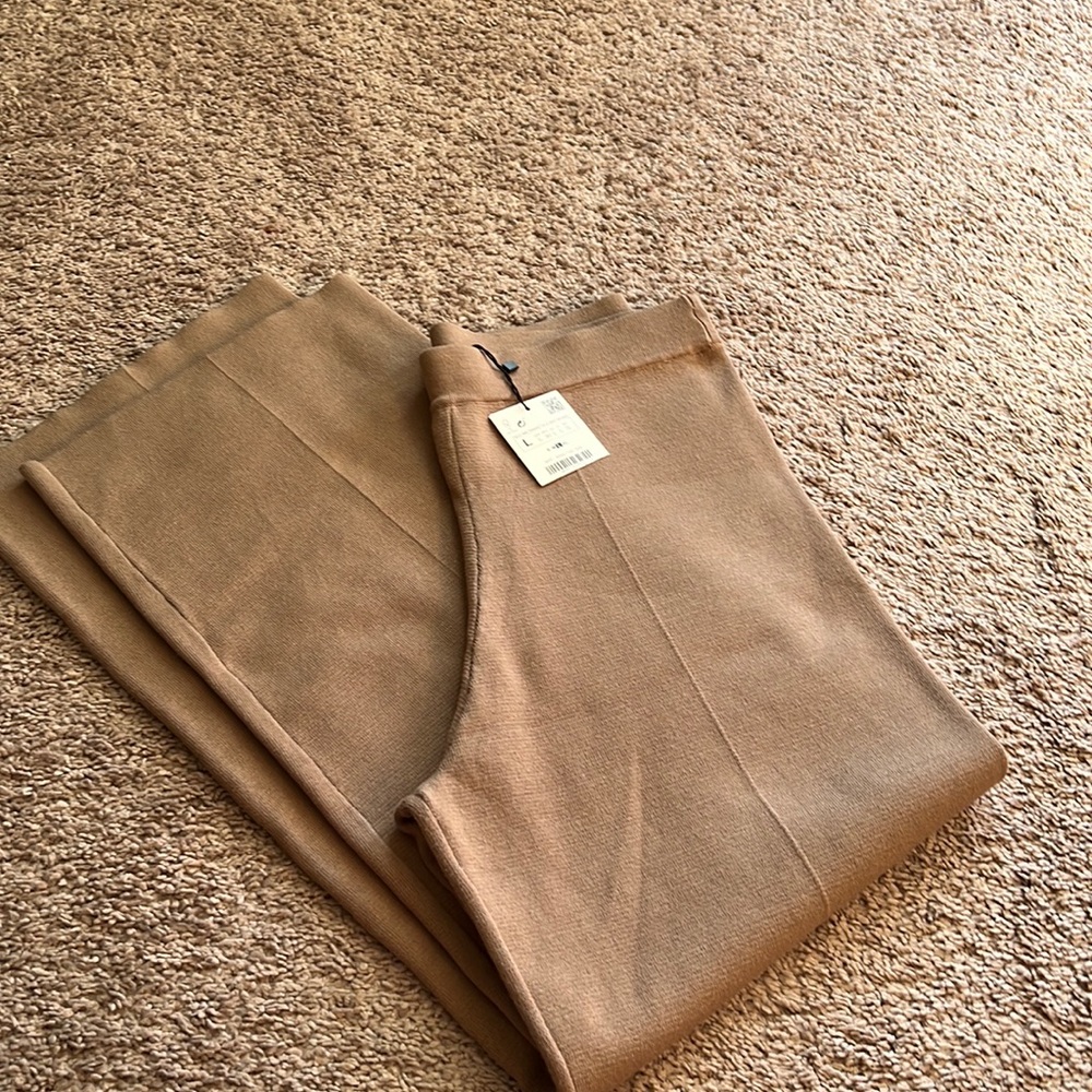 New zara pants - Picture 1 of 1